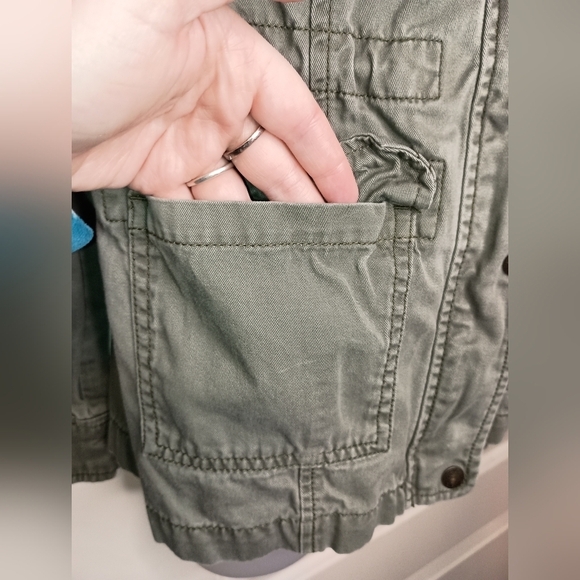 2/$30 HOLLISTER Vintage Vibe Light Green Utility Jacket- (#1,063) - Picture 7 of 10